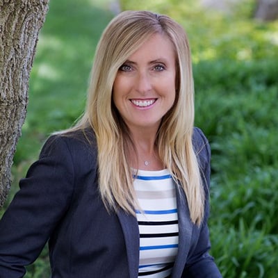 VECTOR_NICOLE_HEADSHOT6_400x400